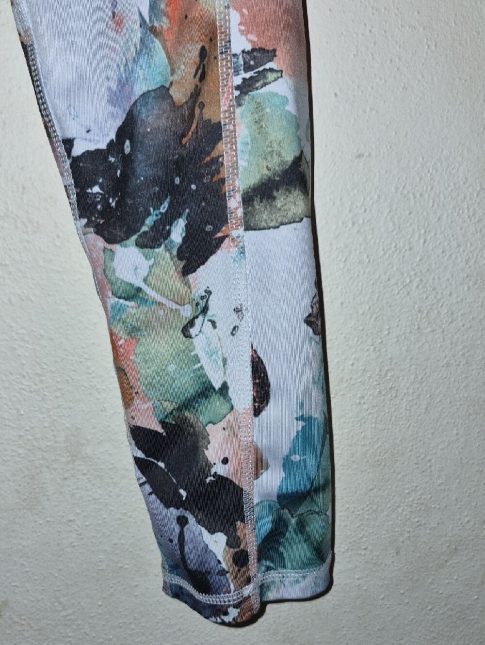 Womena Multicolor Watercolor Print Yoga Leggings - Picture 6 of 7